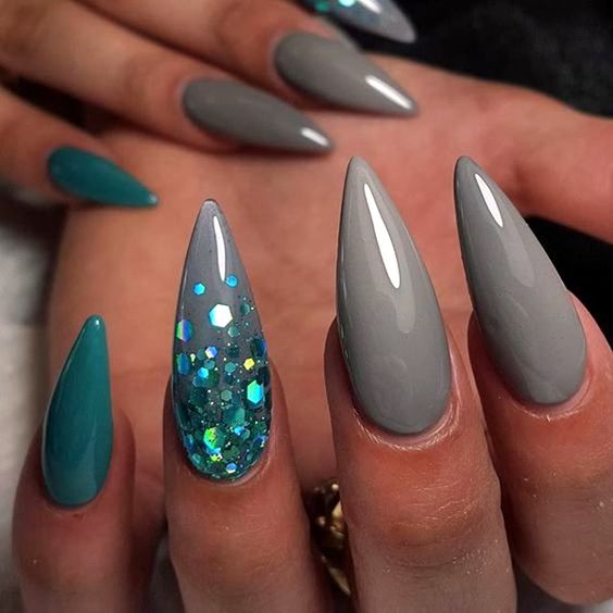 15 Color Changing Nail Inspirations