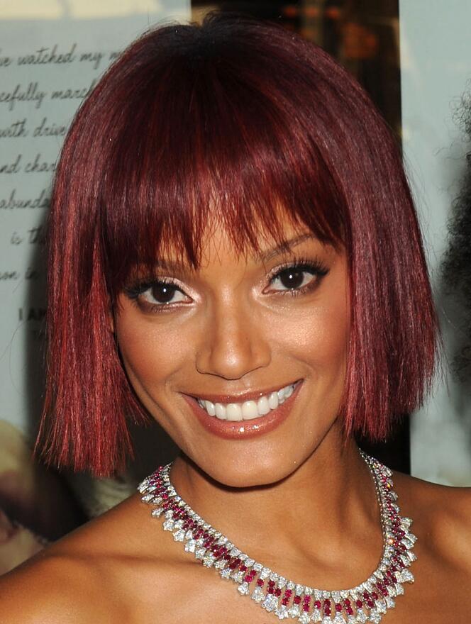 Selita Ebanks Layered Straight Bob Hairstyle