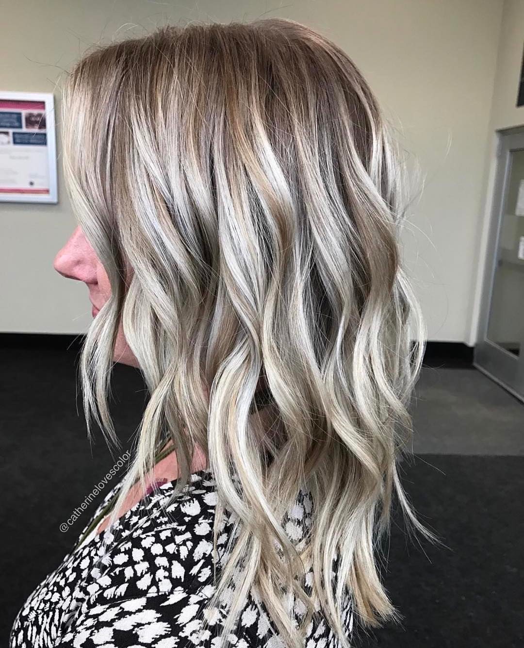 Adorable Ash Blonde Hairstyles - Stylish Hair Color Ideas