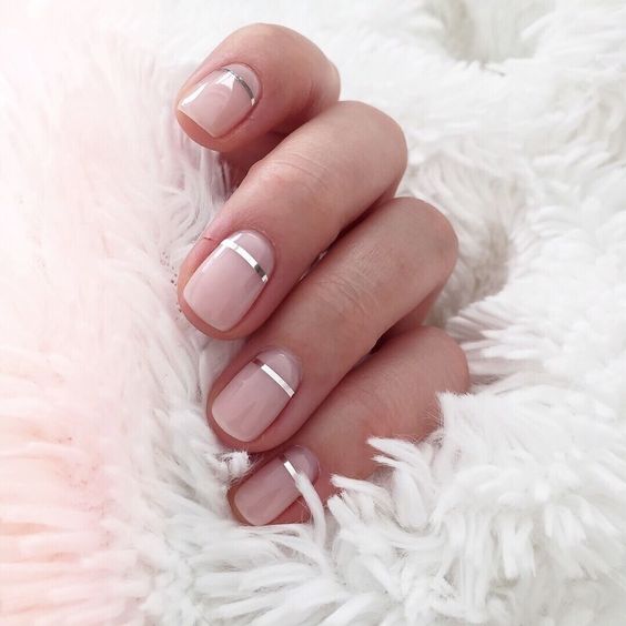 15 Gorgeous Minimalist Nail Design Ideas