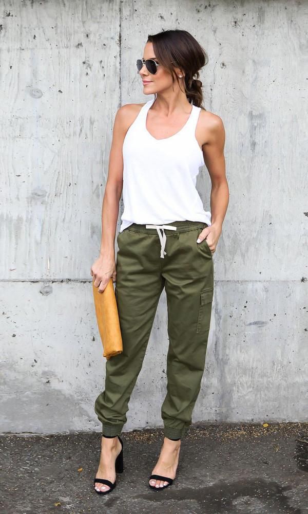 Fitted Women\'s Cargo Pants. #pants#skirt#bottom#clothingstore#tropicalstyle #ootdtravel #summerdress #trav… | Cargo pants women, Fashion, Jogger pants outfit dressy